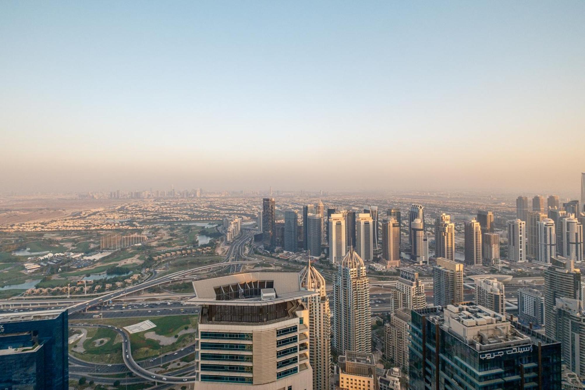 Torch 77 - By Saffron House Hostel Dubai Exterior photo