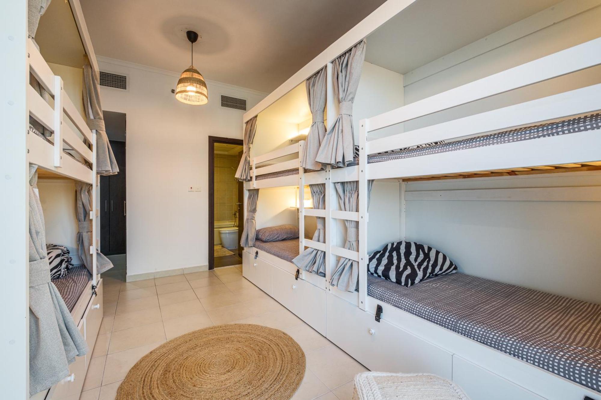 Torch 77 - By Saffron House Hostel Dubai Exterior photo